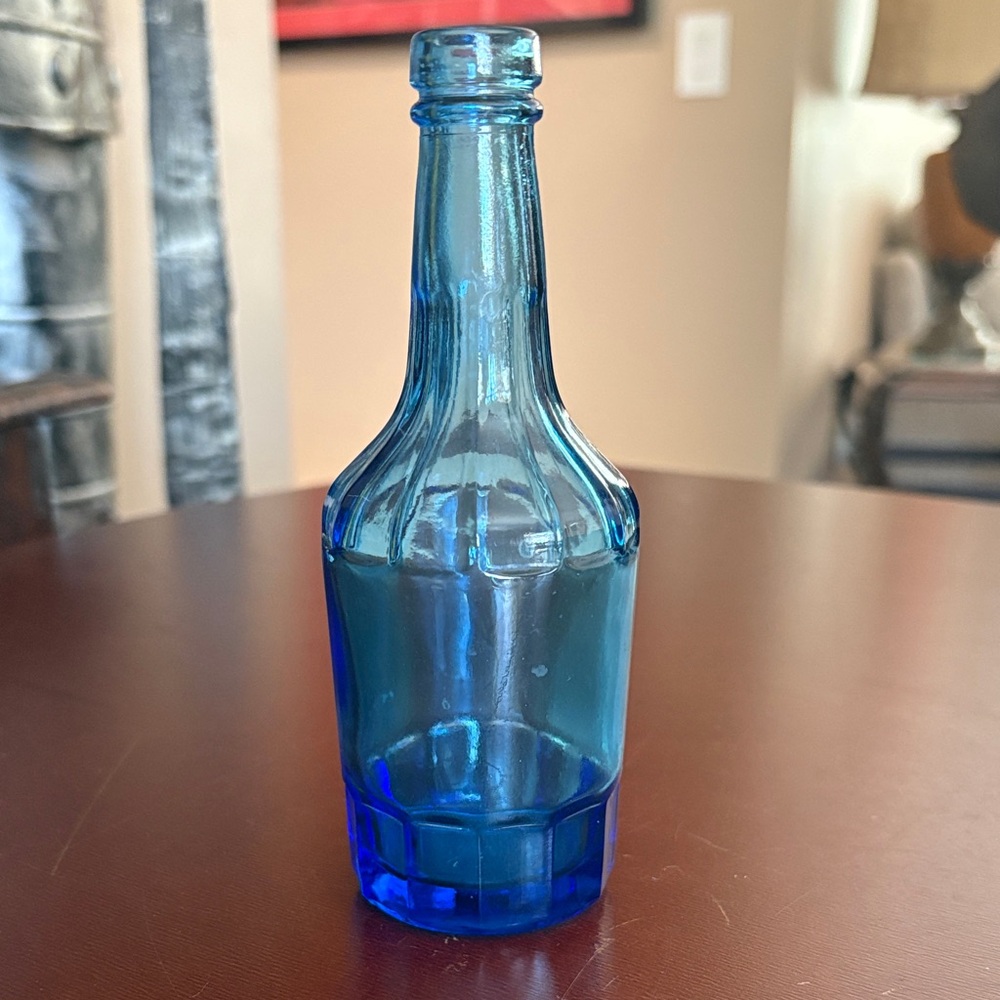 /Vintage Wheaton Glass Company Blue Glass Bottle Made In New Jersey